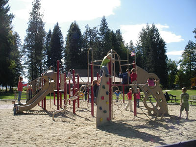 lakeview_playground